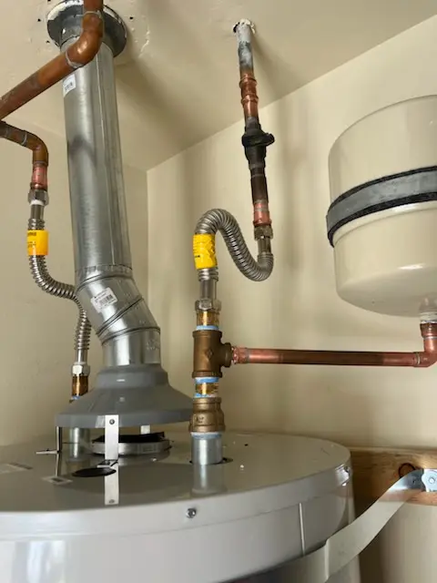 Water heater installation and plumbing repair in Mukilteo